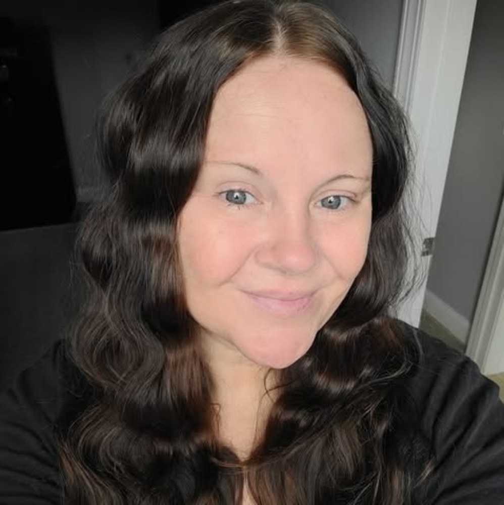 Meet your Posher, Danyelle
